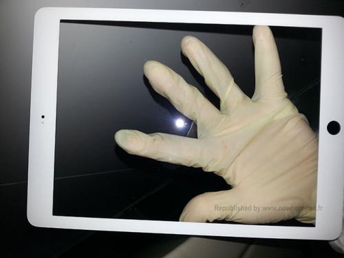 photo of Photos of purported 5th-gen iPad cover glass surface, show iPad mini inspired design image
