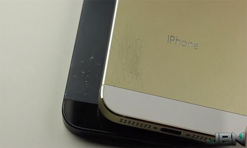 photo of New video shows purported gold 'iPhone 5S' shell in brutal scratch test image