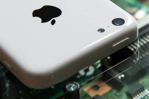 photo of Apple rails against FBI demands for 'GovtOS' in motion to vacate decryption request image