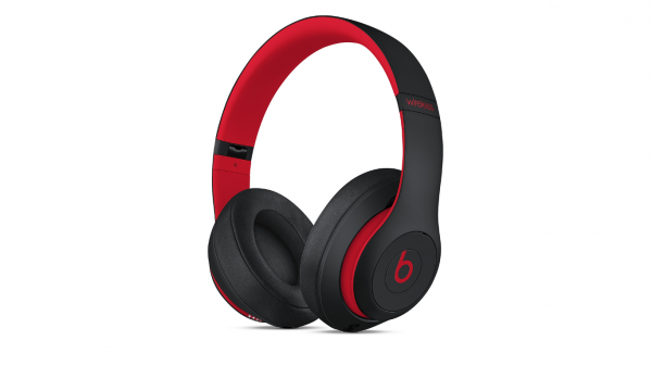photo of Is Apple Neglecting Beats’ Headphone Business in Favor of Its Own? image