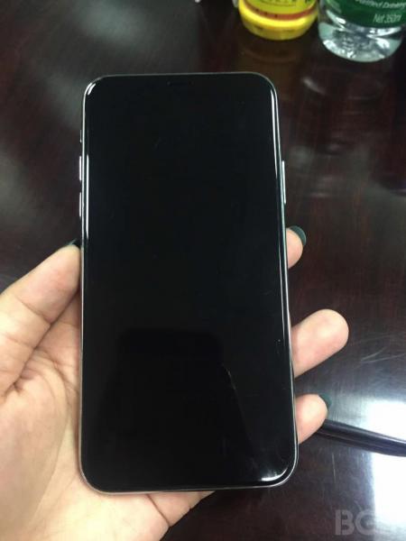 photo of New mockup photos purport to show final design of Apple's 'iPhone 8' image