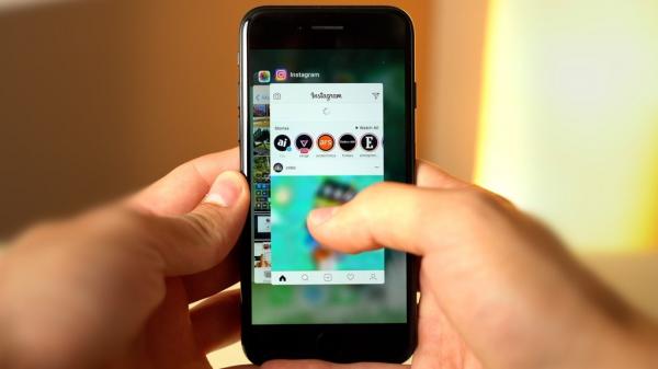 photo of Video: Stop force closing all apps on your iPhone, it's a waste of time image