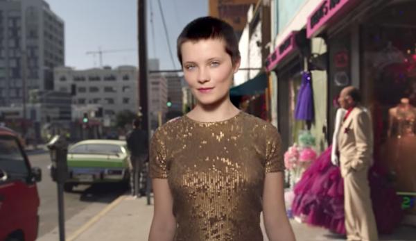 photo of New Apple video ad shows the effects of Portrait Lighting mode in the iPhone 8 Plus image