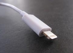 photo of Review: Monoprice Wall Charger with Lightning Connector image