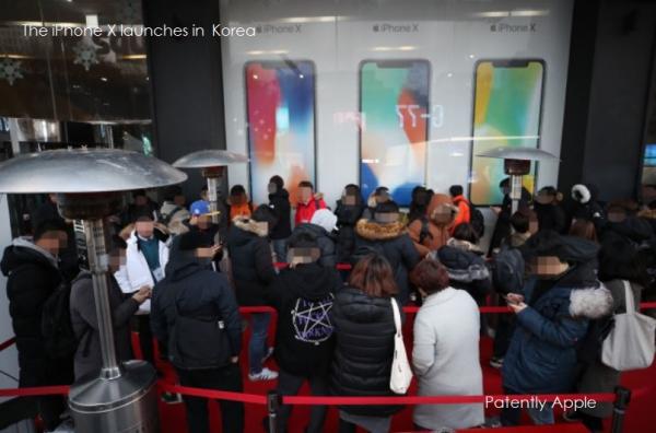 photo of Apple Fans in South Korea Jam SK Telecom Store to the get their hands on the new iPhone X image