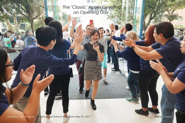 photo of Apple Opened their First Singapore Store Today with 237 Staff and Angela Ahrendts Greeting Happy Customers image