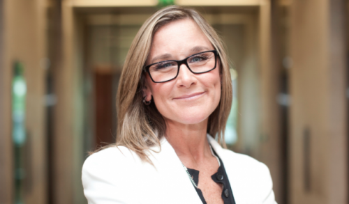 photo of Tim Cook Confirms: Angela Ahrendts To Join Apple As SVP Of Retail Next Week image