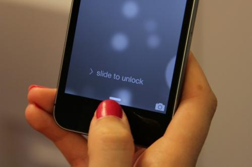 photo of Review: With the iPhone 5S, Apple lays groundwork for a brighter future image