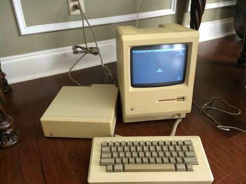 photo of Original Mac team member boots up Mac 512K stored for 30 years image