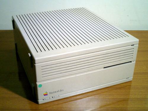 photo of Unboxing a 25-year-old Macintosh IIcx image