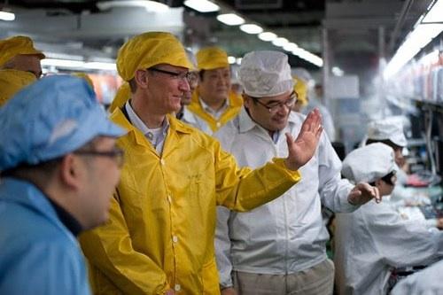 photo of Apple will invest $100M to bring 'some production' of Macs to US in 2013 image