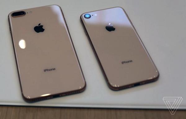 photo of Hands-On With Apple's New Glass-Backed iPhone 8 and iPhone 8 Plus image