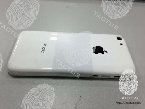 photo of Lower-Cost iPhone's Plastic Rear Shell Reportedly Surfaces image