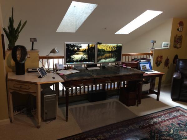 photo of Mac Setup: The Workstation of a Startup Co-Founder & CEO image