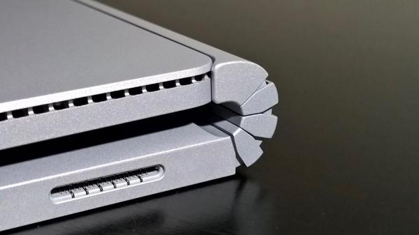 photo of Apple continues work on ultra-flexible ‘living hinge’ design for MacBooks image