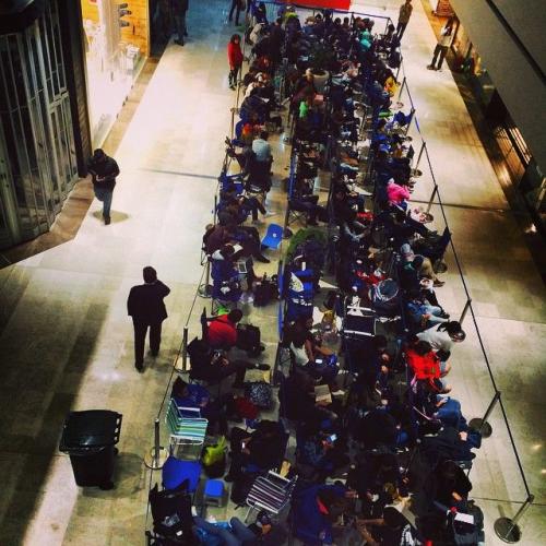 photo of Crazy lines for the iPhone 6 get bigger than big image