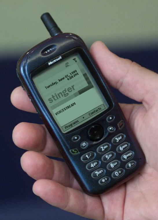 photo of Gates disappointed at Microsoft's performance in mobile computing, calls for change image