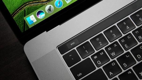 photo of If You Hate the MacBook’s New Keyboard, Try The Haptic Touchbar App image