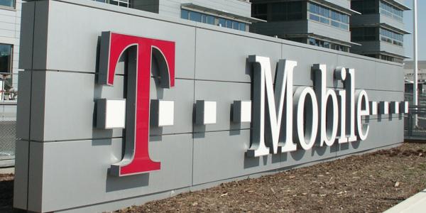 photo of T-Mobile announces throttling changes for ‘Mobile Without Borders’ feature image
