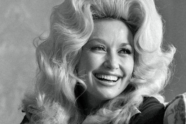 Dolly Parton Dies at 80