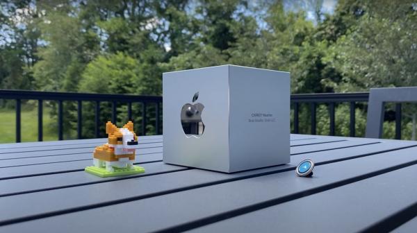 photo of CARROT Weather Shares Humorous Unboxing of Apple Design Award image