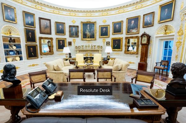 A 3D Tour Inside Trump’s Oval Office