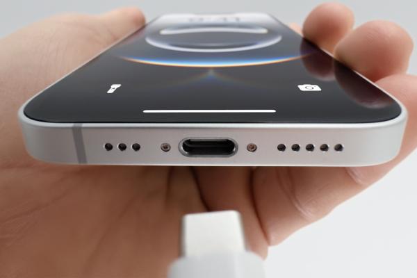 12 ways to use your iPhone’s USB-C port to do much more…