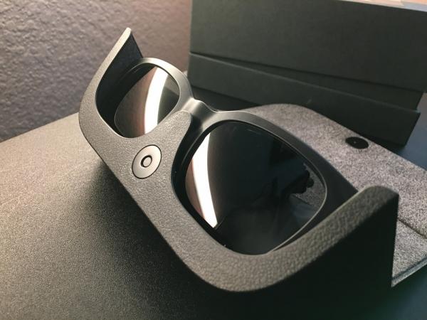 photo of Hands on: Bose's speaker-equipped Frames sunglasses for the iPhone image