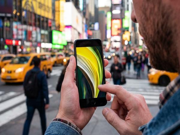 This iPhone SE still believes in&hellip;