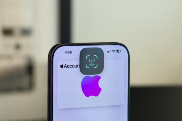 Why Apple’s folding iPhone will be&hellip;