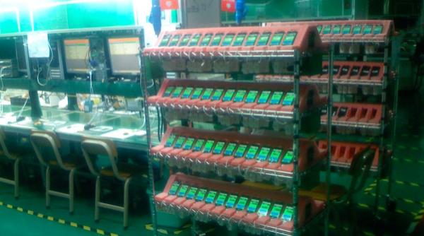 photo of Old photos show original iPhone production line from 2007 image