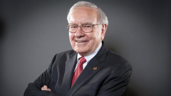 Warren Buffett trimmed stake in Apple in…