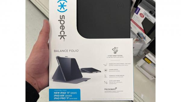 photo of Case for unannounced 11-inch iPad spotted at Target image