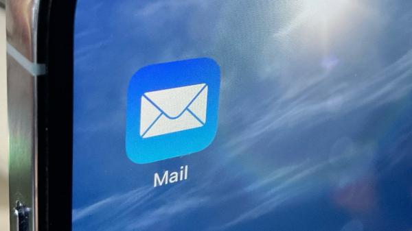 photo of Apple to support verified brand logos in Mail anti-spam feature image
