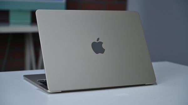 photo of Hands-on with Apple's M2 MacBook Air in Starlight image