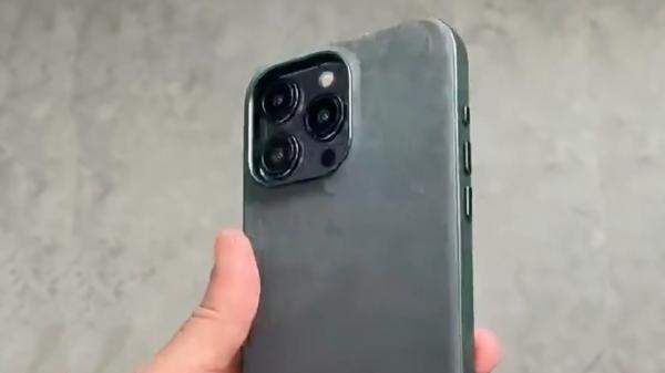 photo of Action button shown in new iPhone 15 Pro case leak image