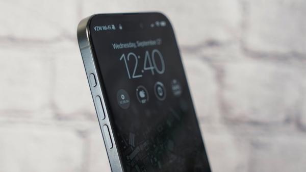 photo of Man's small iPhone order turns into $100,000 iPhone 15 Pro Max mix-up image