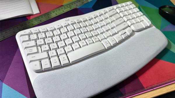 photo of Logitech Wave Keys for Mac review: Ergonomic without hurting your wallet image