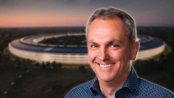 Tim Cook bids farewell to Luca Maestri on his last earnings call