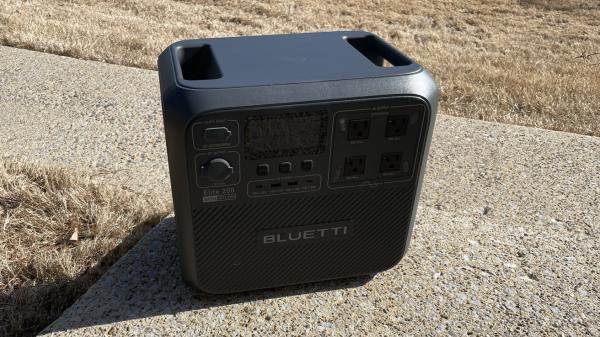 photo of Bluetti Elite 200 review: Great battery life, but a great weight too image