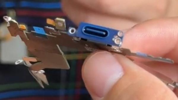 photo of Leaked iPhone 17 Pro component images reveal probable colors image