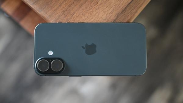 photo of Citi lifts Apple stock target following strong iPhone sales image