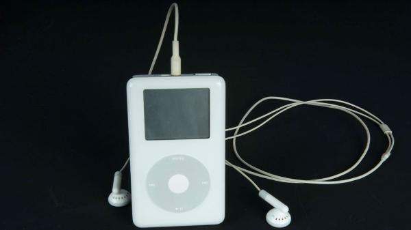 Today in Apple history: iPod gets a new…
