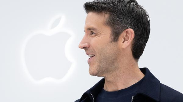 Apple reportedly building server packed…