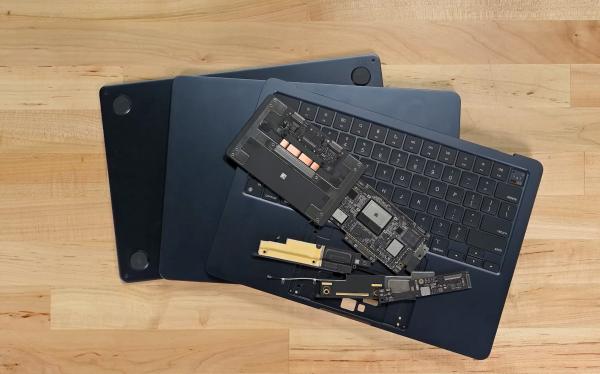 photo of iFixit teardown shows there’s not much inside the new M2 MacBook Air image