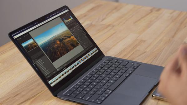 photo of This cheap mod can boost the sustained performance of the M2 MacBook Air image