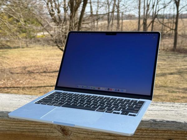 Apple struggles to keep MacBook Air in&hellip;