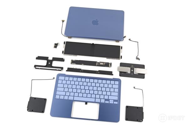 iFixit’s MacBook Neo Teardown