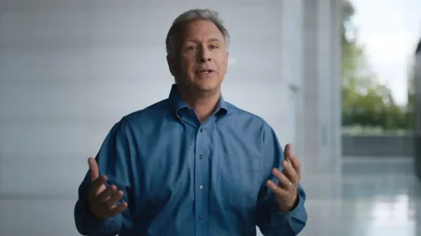 Longtime Apple exec Phil Schiller…