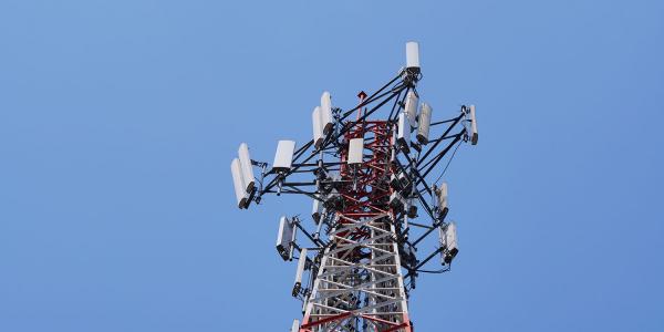 photo of Real-life 5G test burns through data plan in less than an hour image